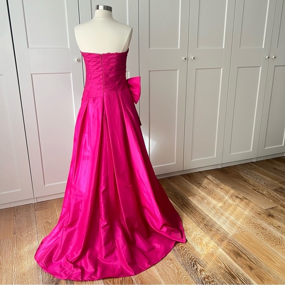 XSCAPE Women’s Women's Pink Bow-trim Ruched Strapless Gown size 4 - Picture 11 of 15